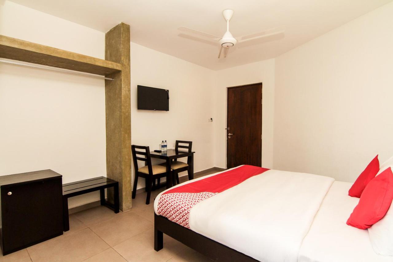 Saninro Hotel - Ragama Номер фото