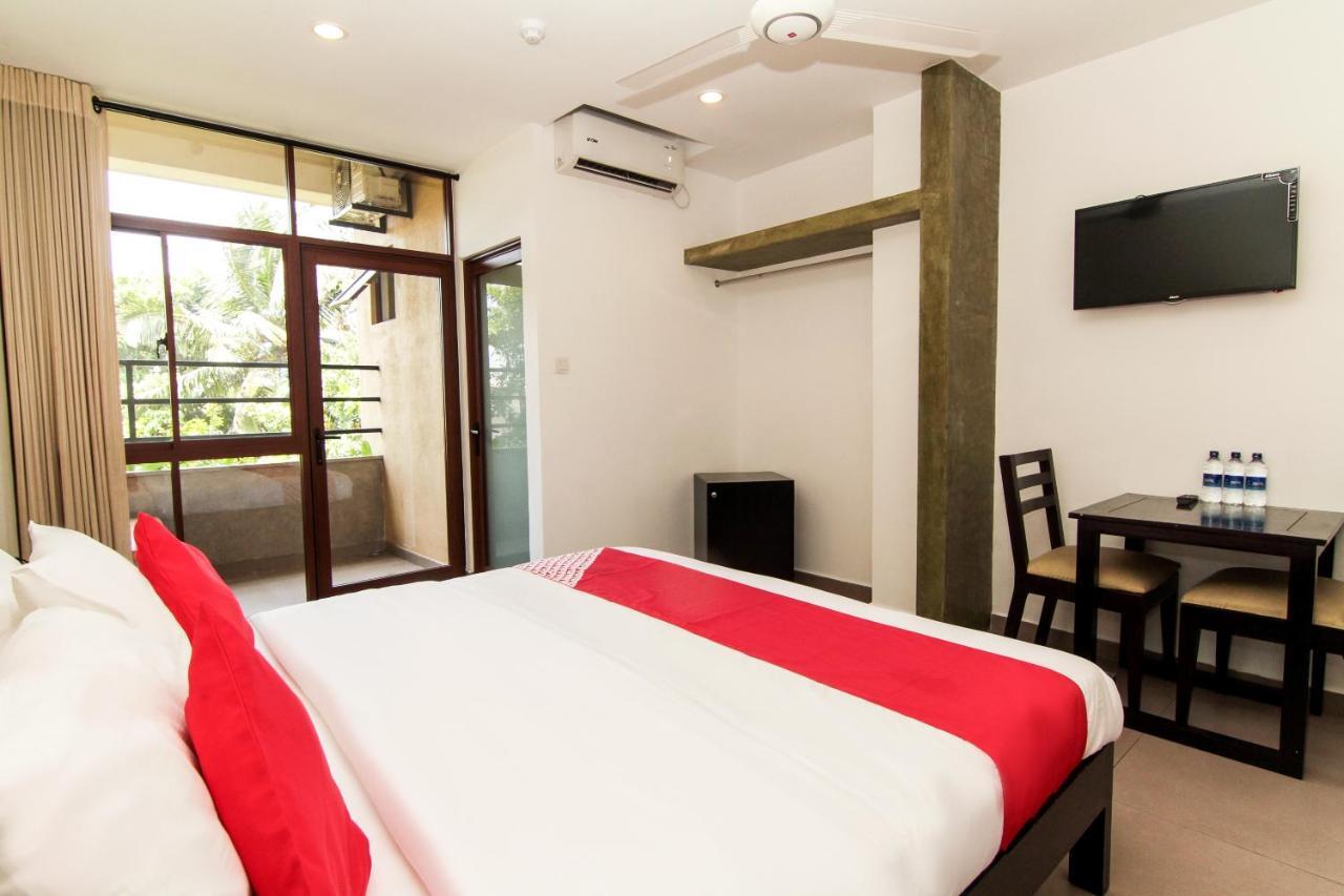 Saninro Hotel - Ragama Екстер'єр фото
